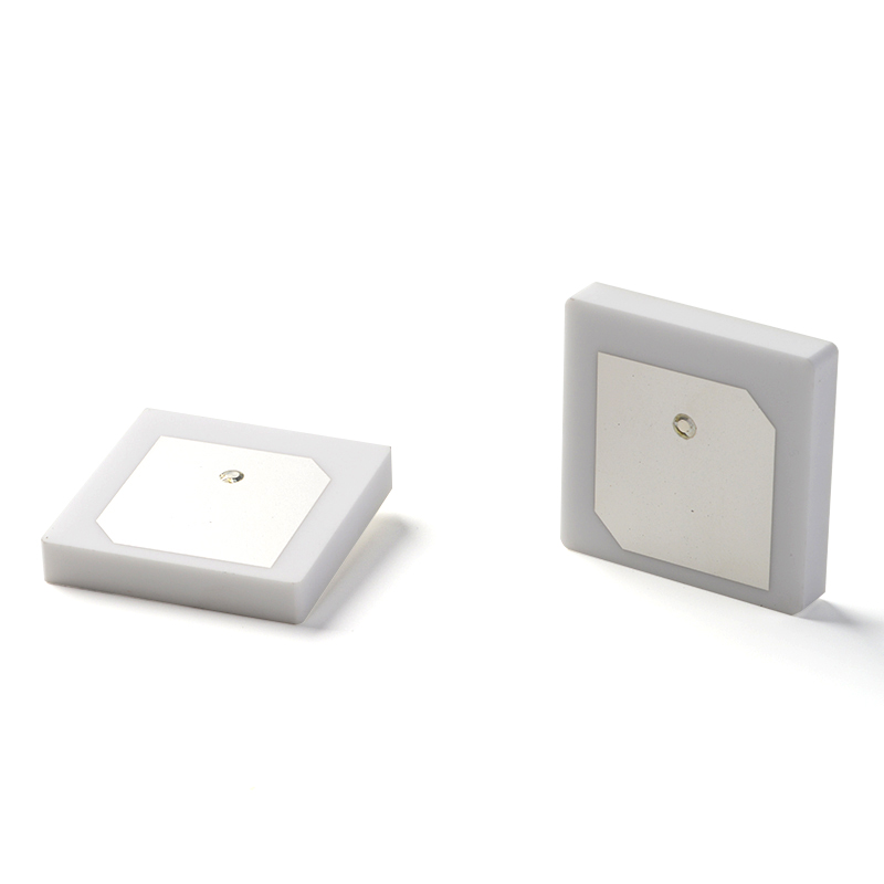 GNSS Patch Antenna