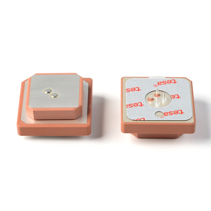 GNSS Patch Antenna